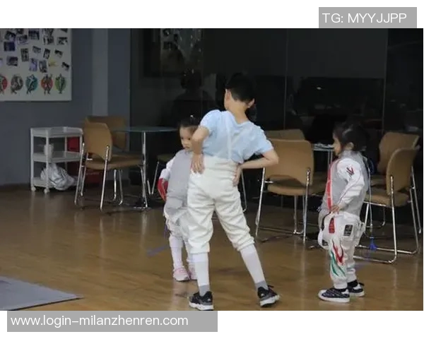 兰普拉对决圣菲大学精彩赛事回顾与分析